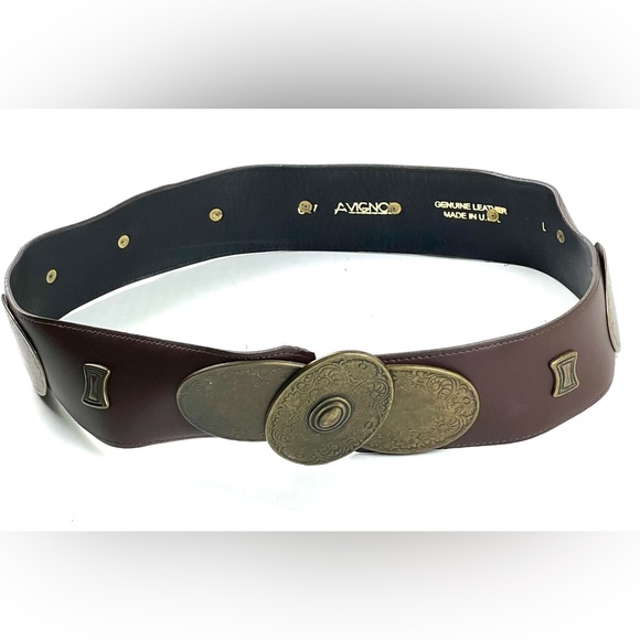 Vintage Avignon Genuine Leather Brown Belt with Ornate Brass, made in the USA - Picture 3 of 9